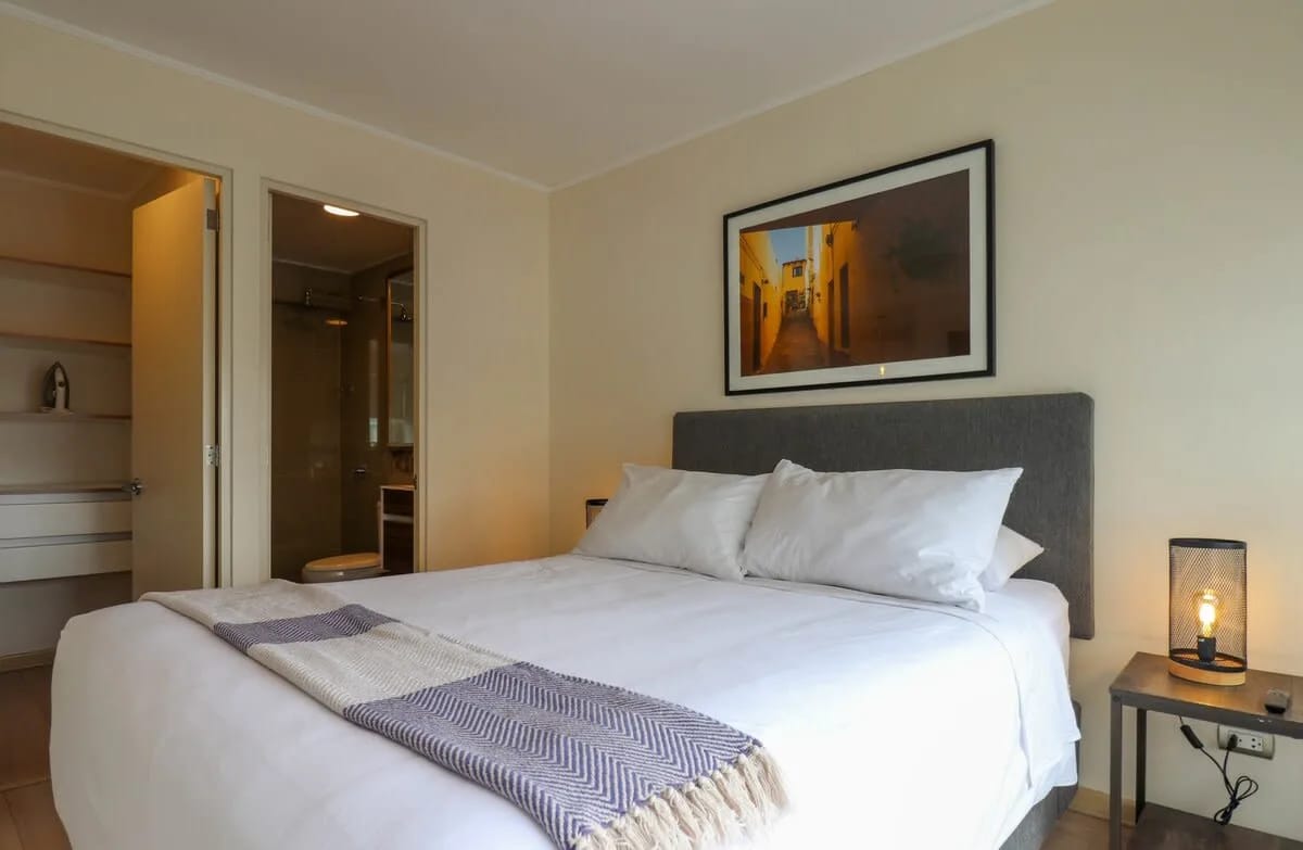 Super 1BR w Balcony in Barranco