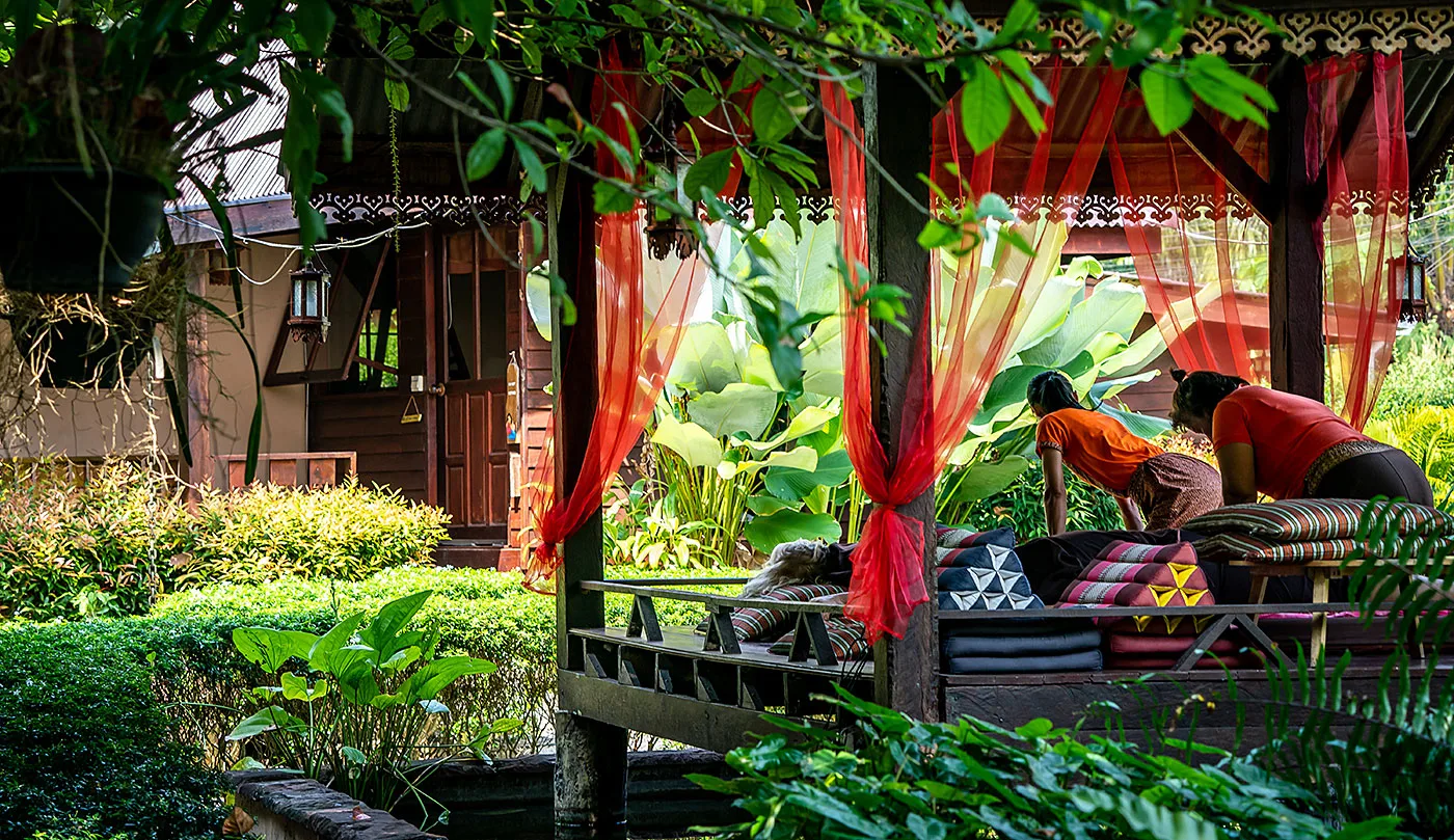 Massage in garden at Leeloo Resort