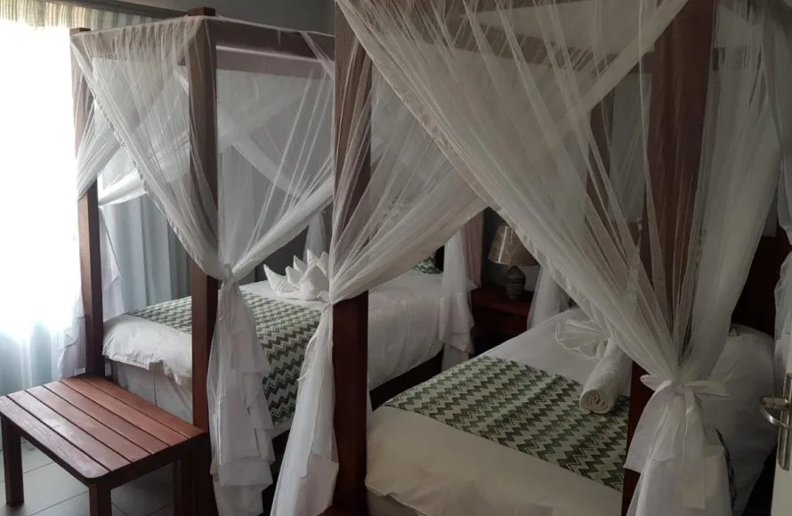 Alojamiento en Tlou Safari Lodge