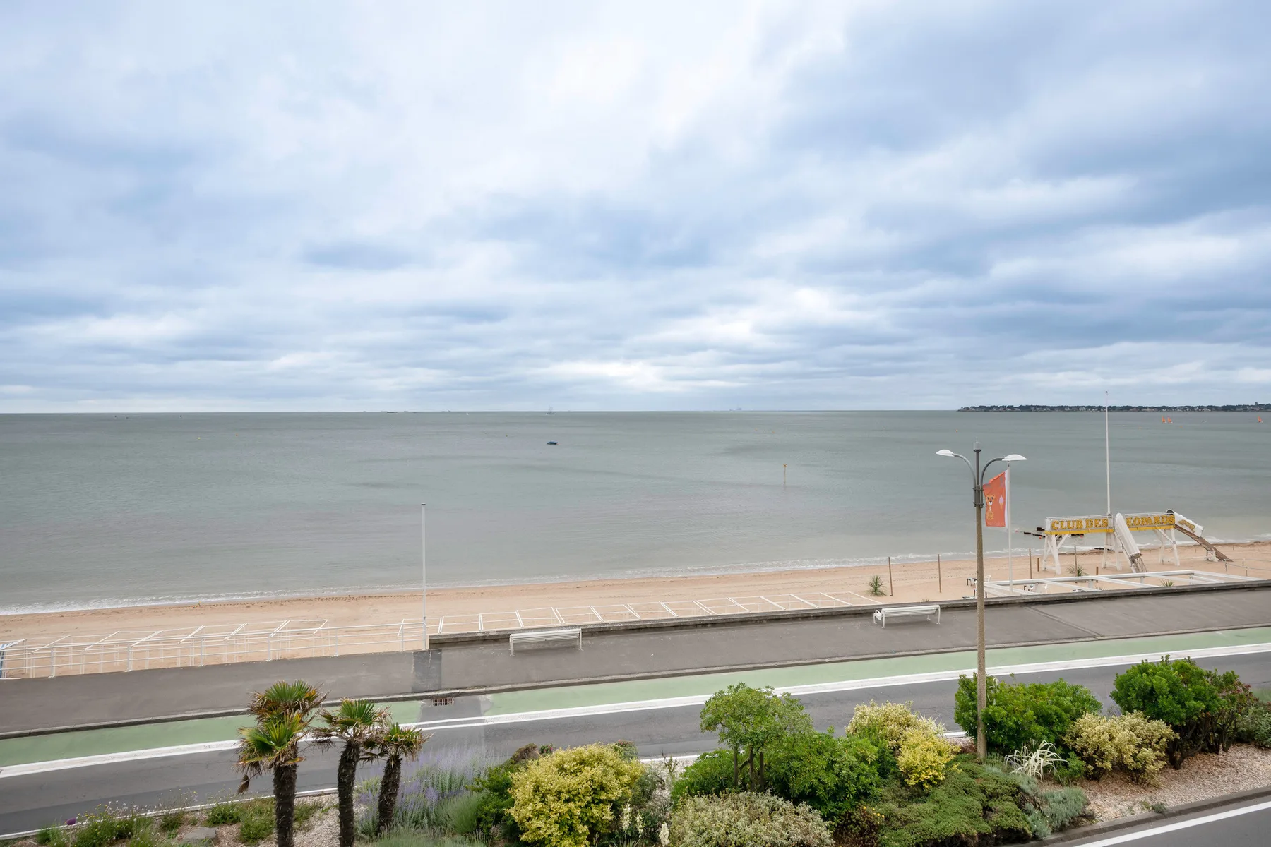 Studio property gallery photo