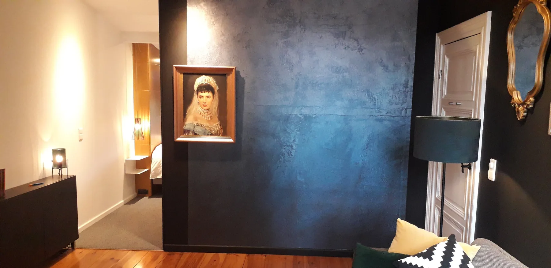 Guesthouse room