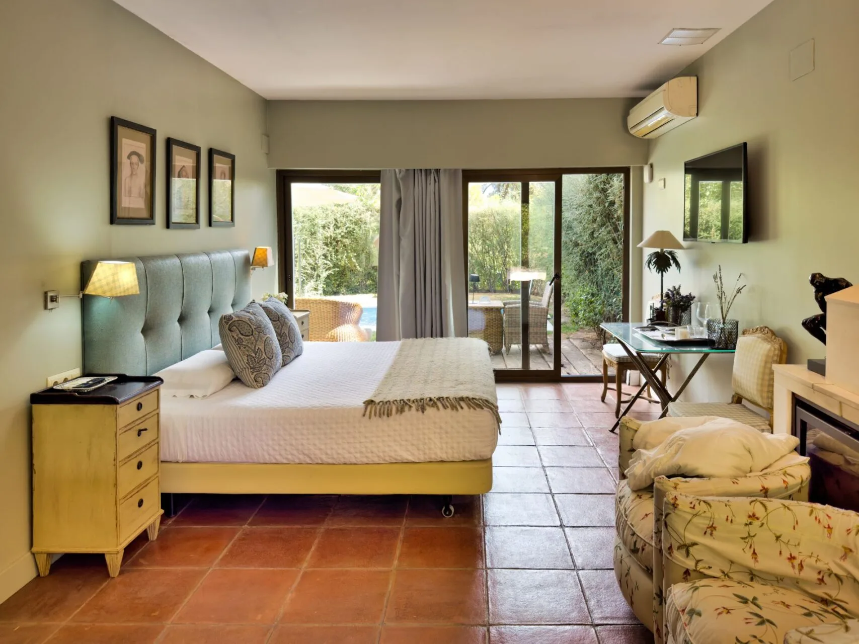Suite Camelia