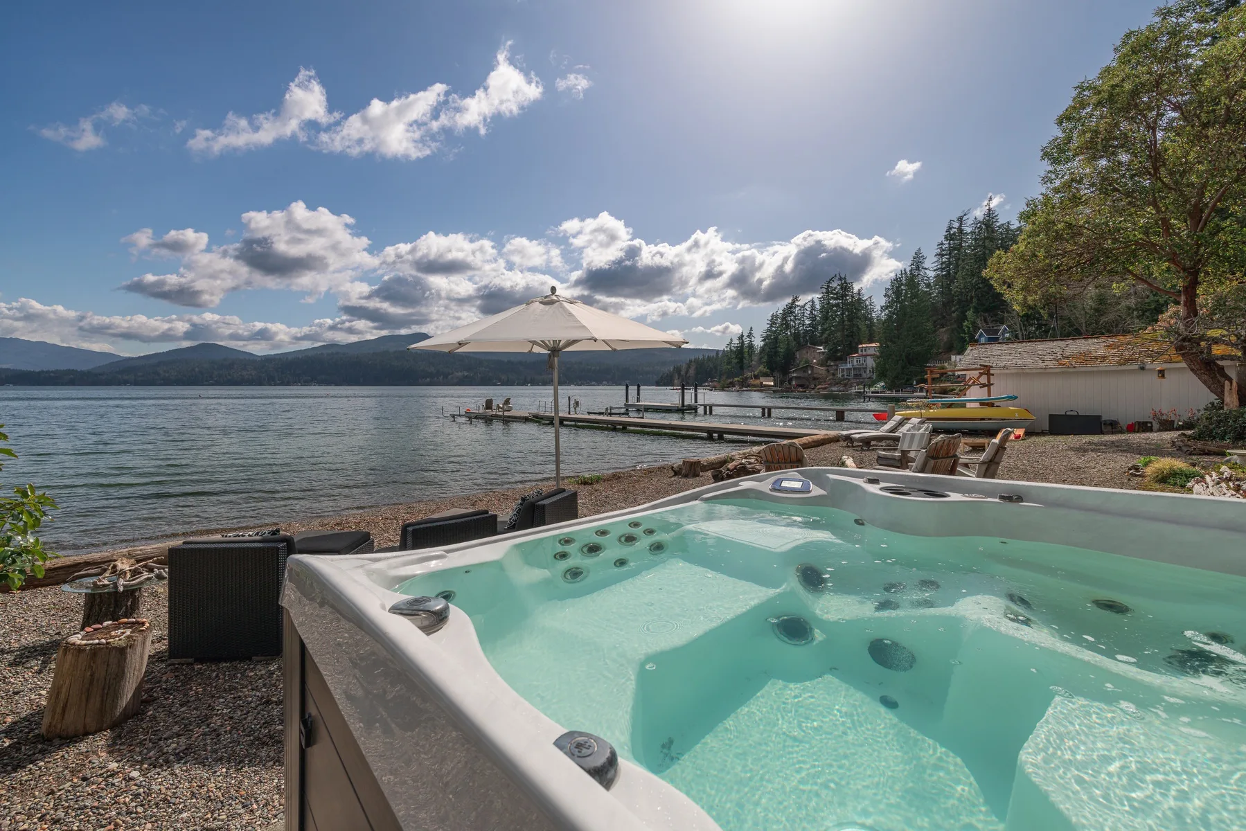 Lake Whatcom Beachfront Villa