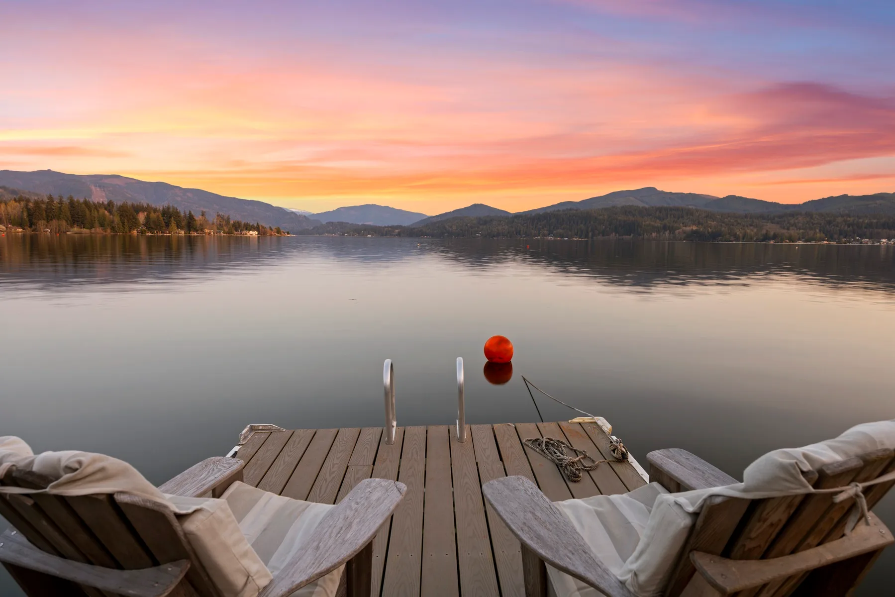 Lake Whatcom Beachfront Villa