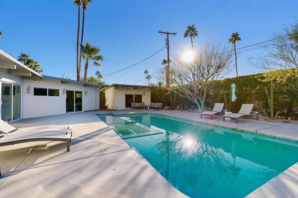 Desert Luxe Retreat