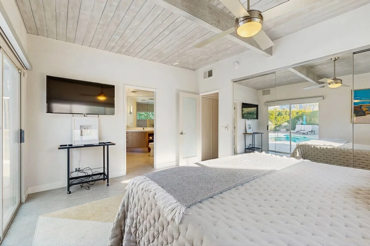 Desert Luxe Retreat