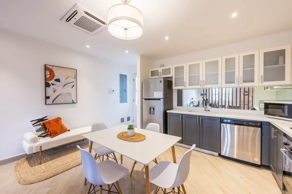 Refined 1BR in Casco Antiguo w/ Balcony