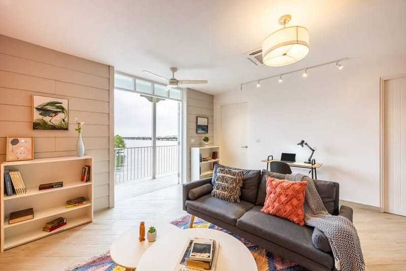 Refined 1BR in Casco Antiguo w/ Balcony
