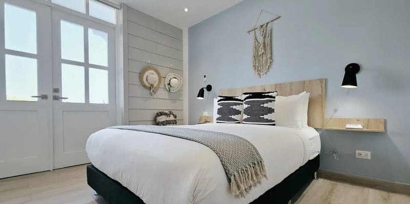 Refined 1BR in Casco Antiguo w/ Balcony