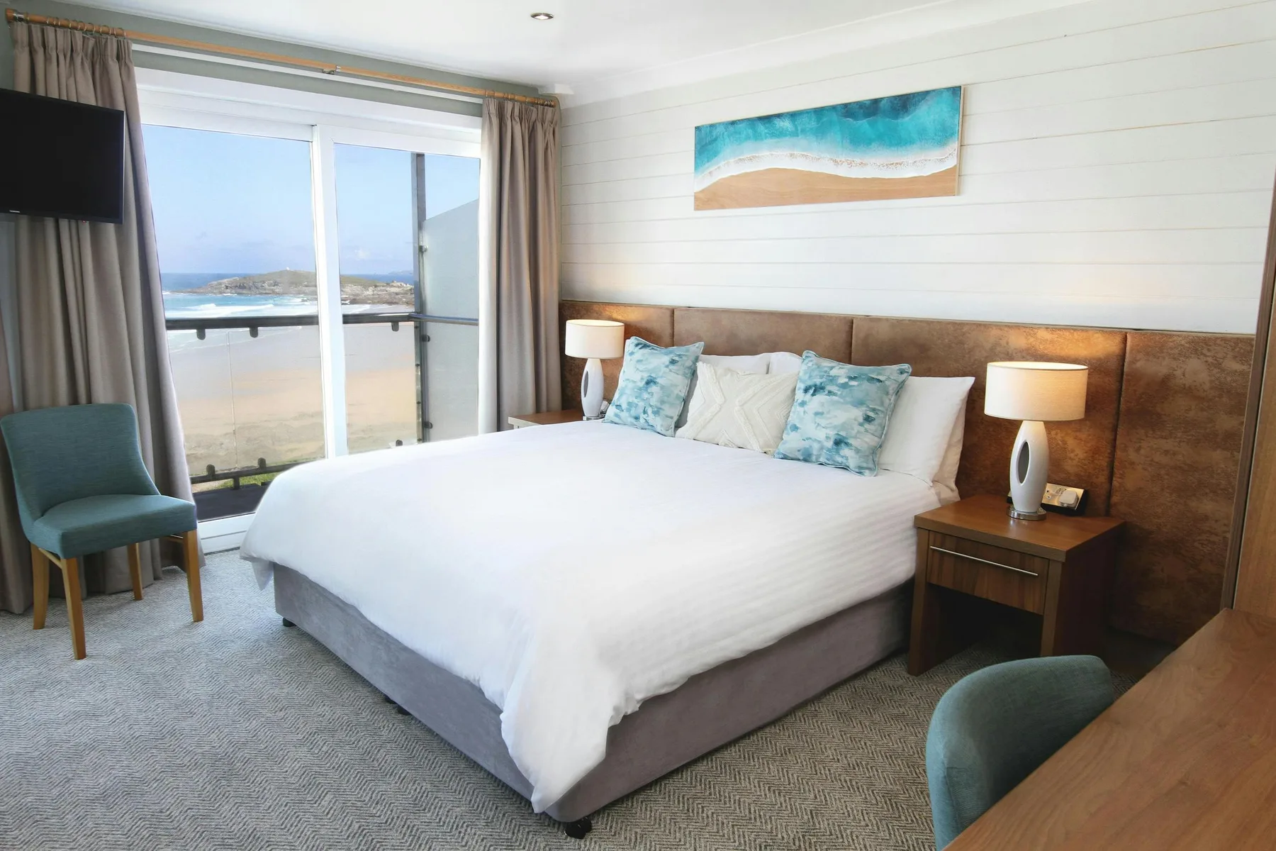 Sea-view room with balcony