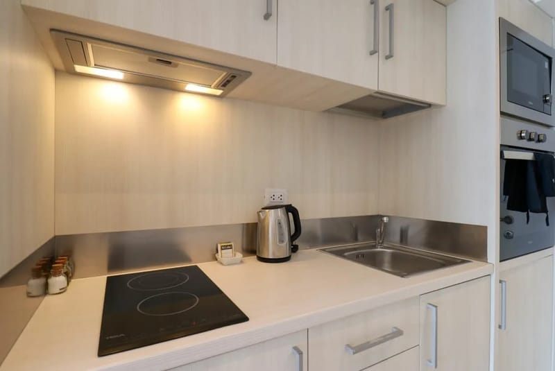Spacious Loft w/AC in Barranco