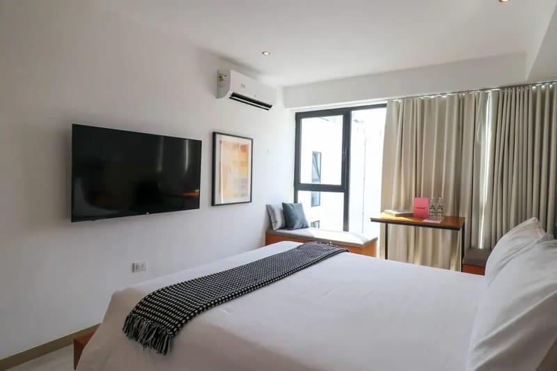 Spacious Loft w/AC in Barranco