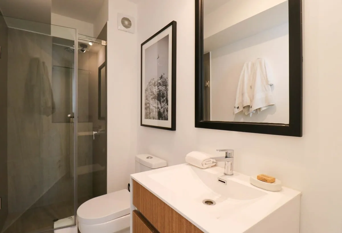 Spacious Loft w/AC in Barranco