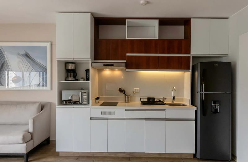 High Ceiling and Classy 2BR in Miraflores