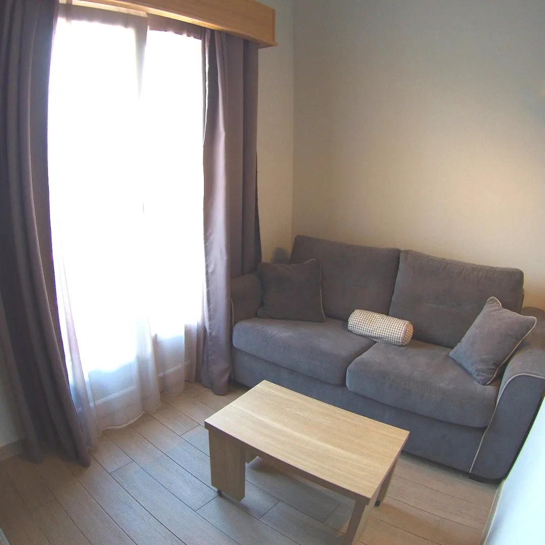 Atoll Hotel room