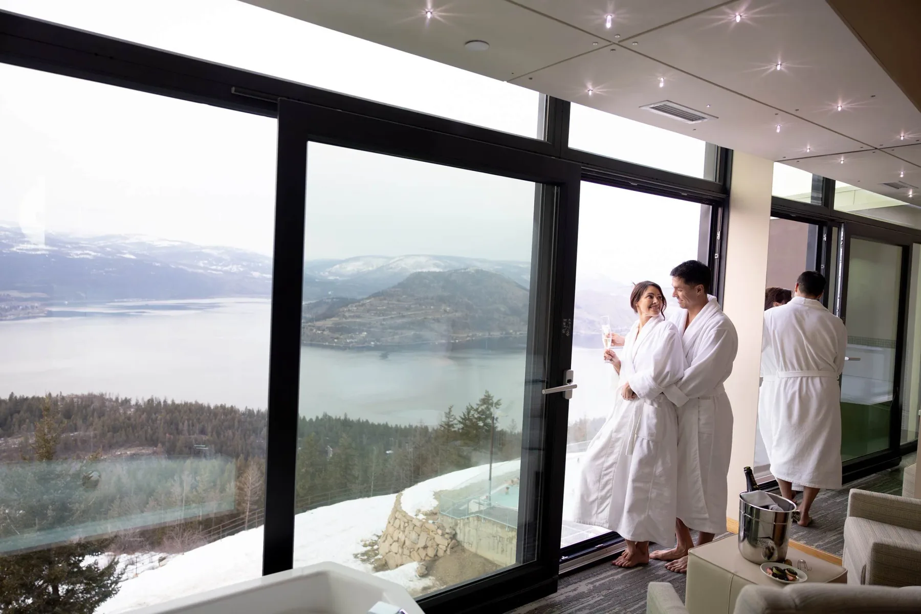 Habitación con vista al lago