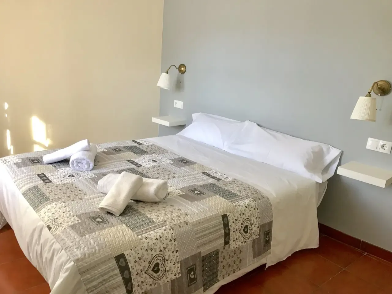 Double Room · 5/7