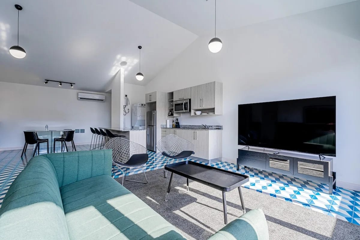 Refined 2BR in Santa Ana