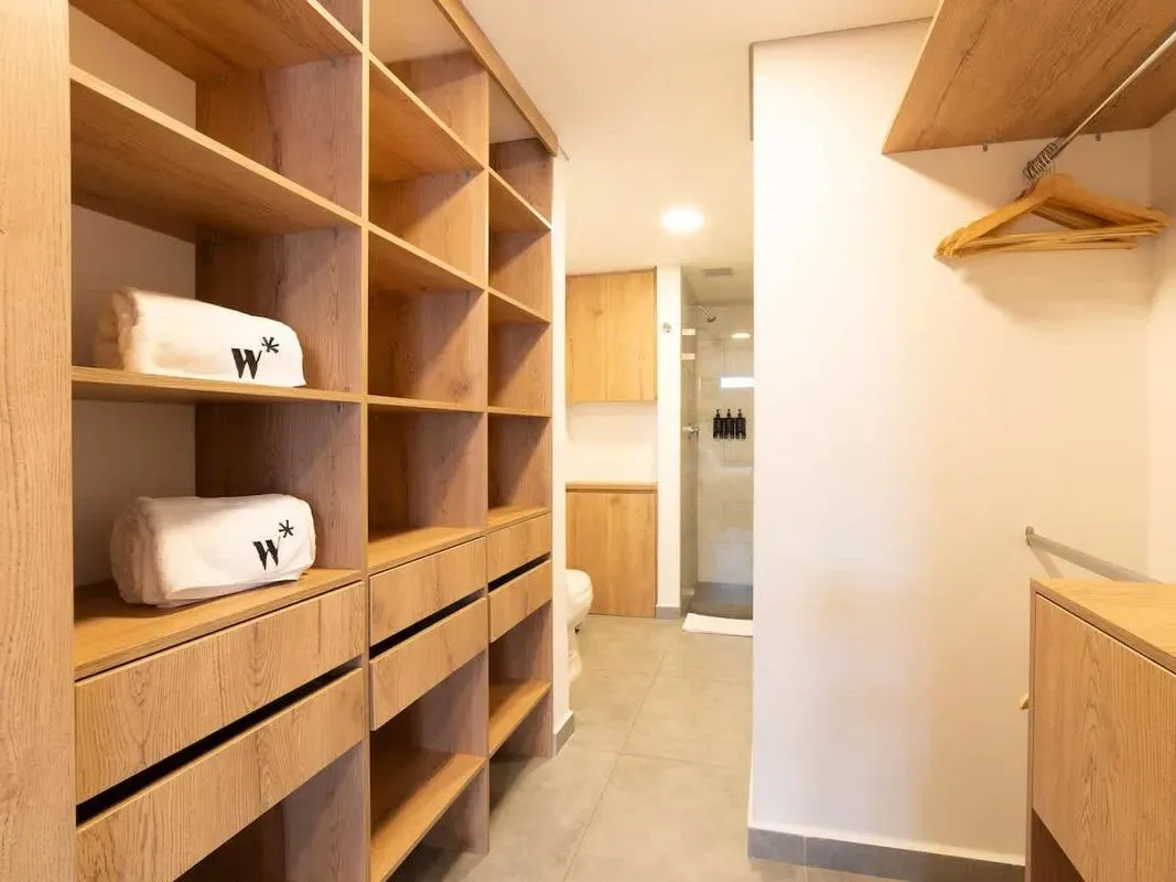 Compact 2BR in Laureles w/ City View