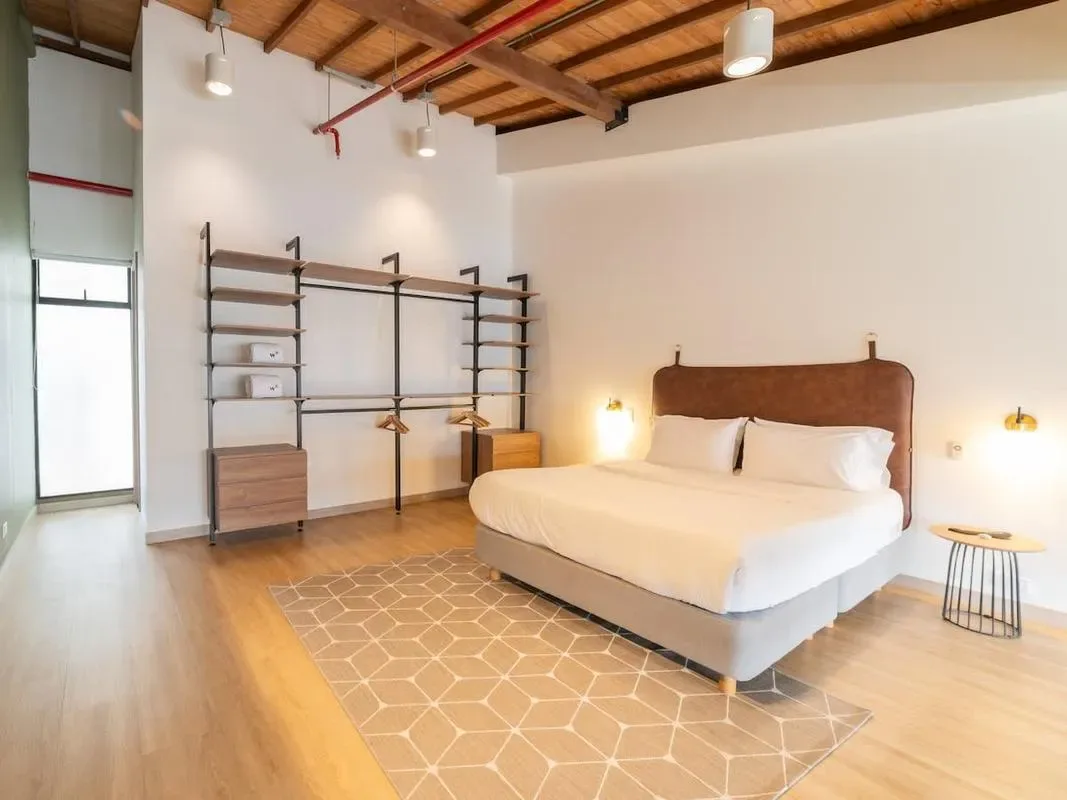 Roomy Duplex in Laureles w/ Gym