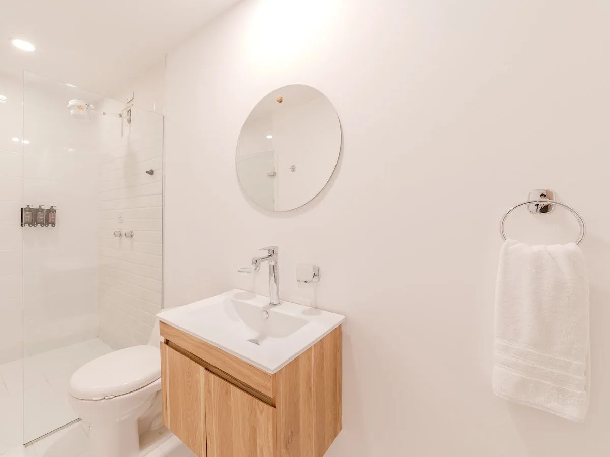 Roomy Duplex in Laureles w/ Gym