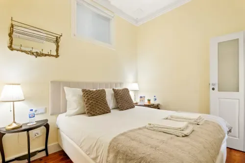 1898 Home & Suites