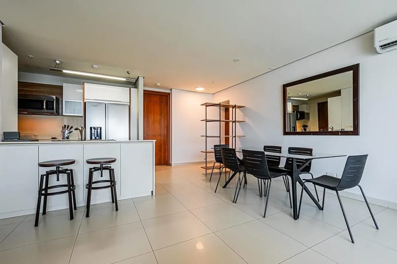 Stunning 2BR in Costa del Este w/ Balcony