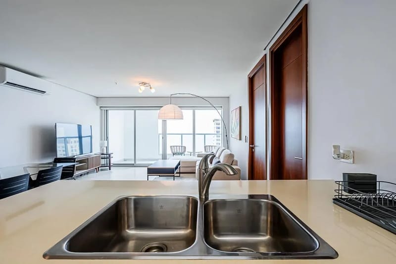 Stunning 2BR in Costa del Este w/ Balcony