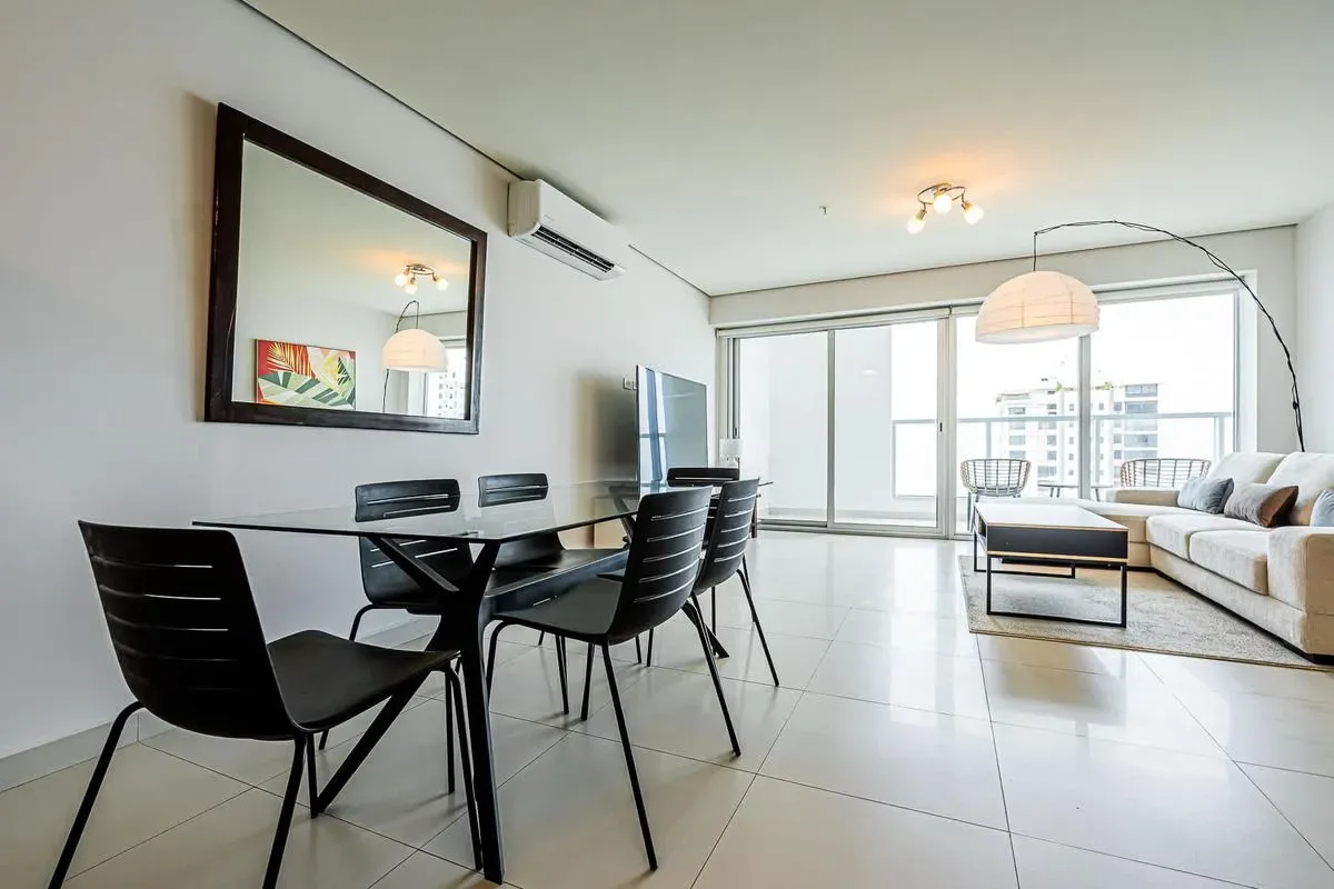 Stunning 2BR in Costa del Este w/ Balcony