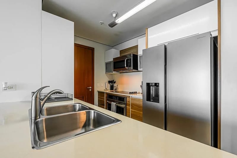 Stunning 2BR in Costa del Este w/ Balcony