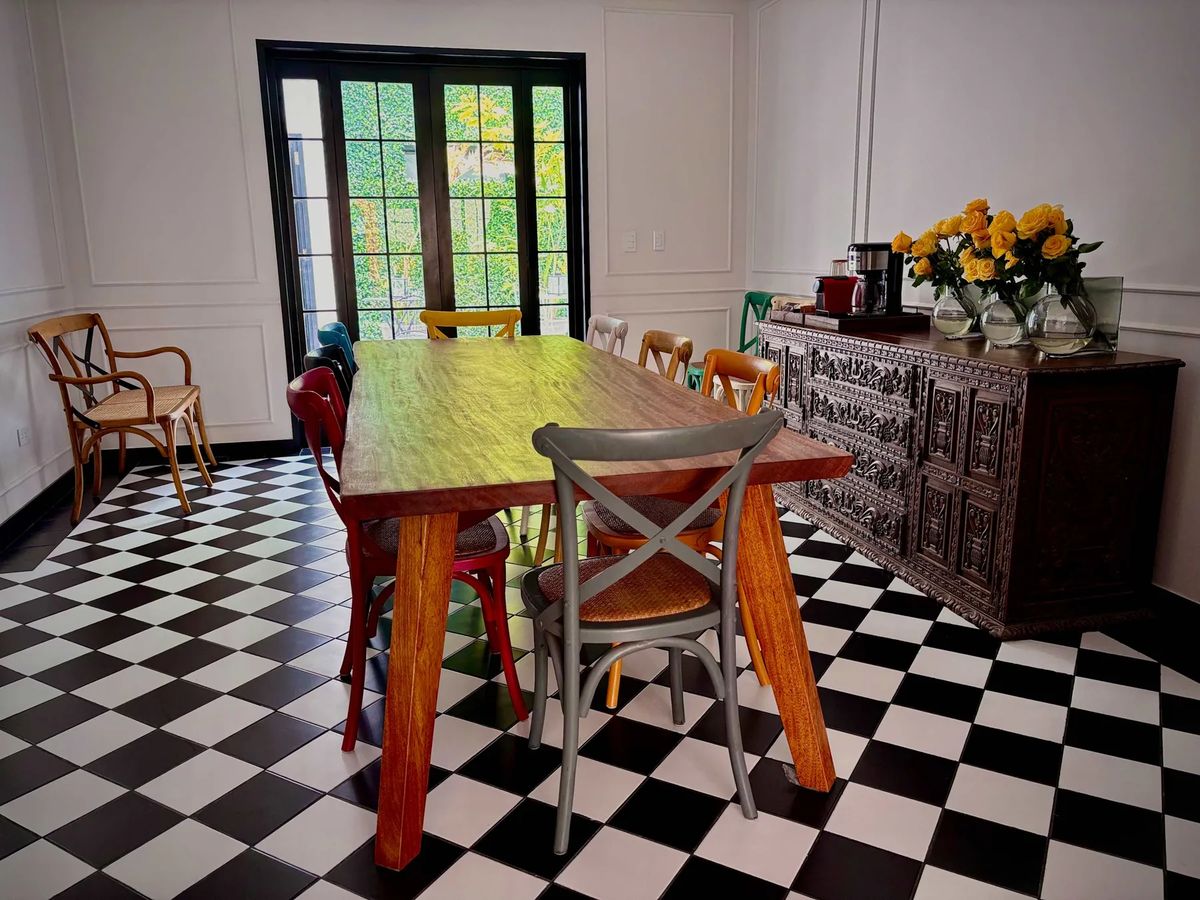 Stunning Room in Boutique Hotel w/ Breakfast