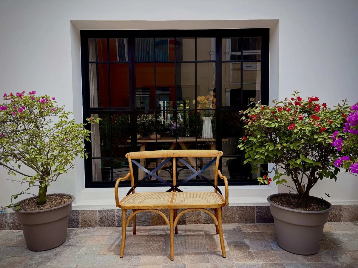 Stunning Room in Boutique Hotel w/ Breakfast