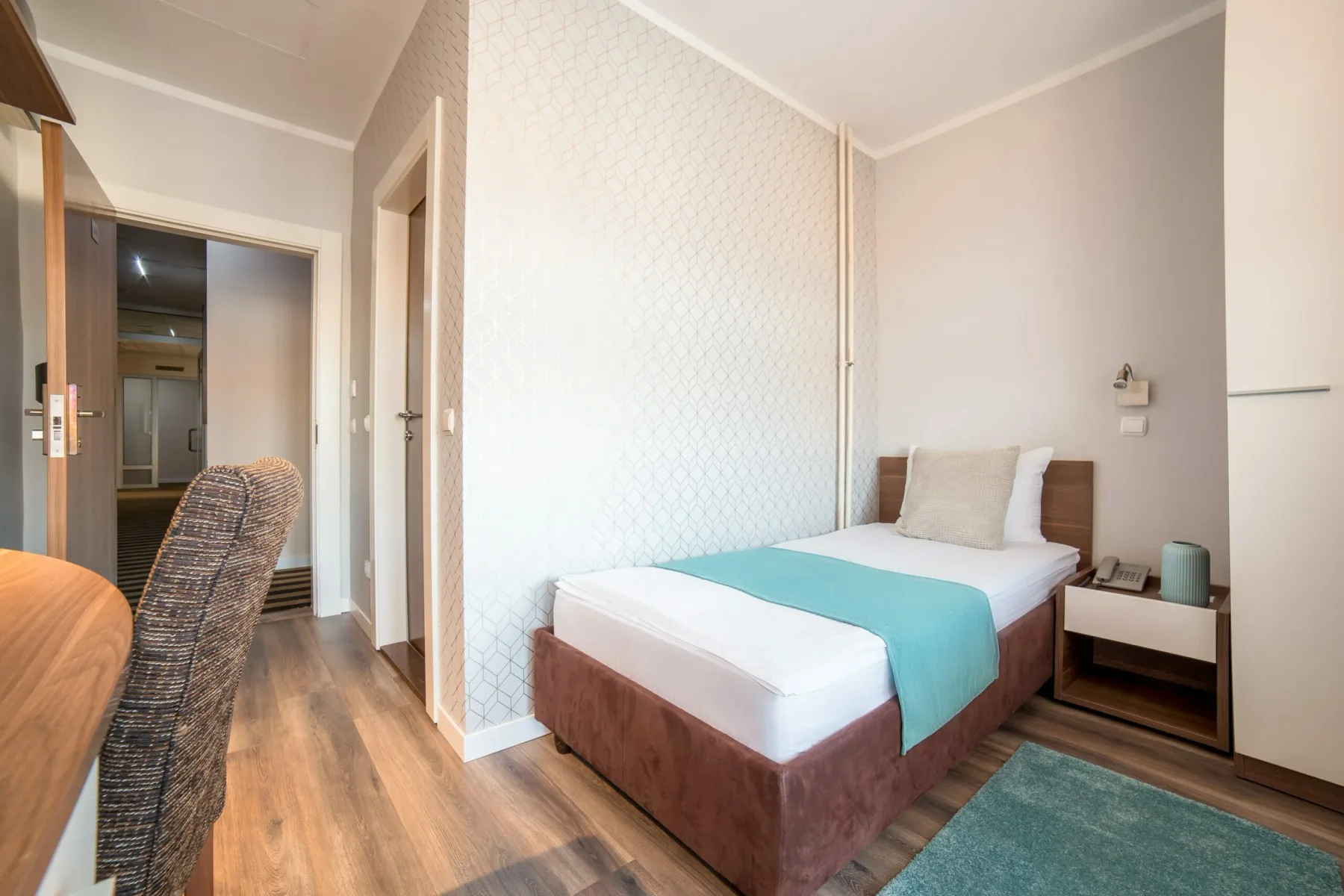 Standard single room