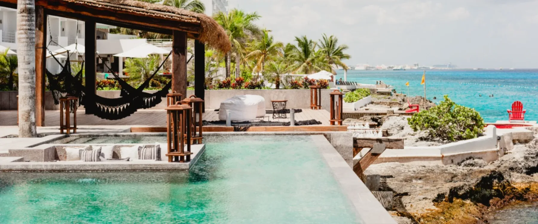 Hotel B Unique swimming pool