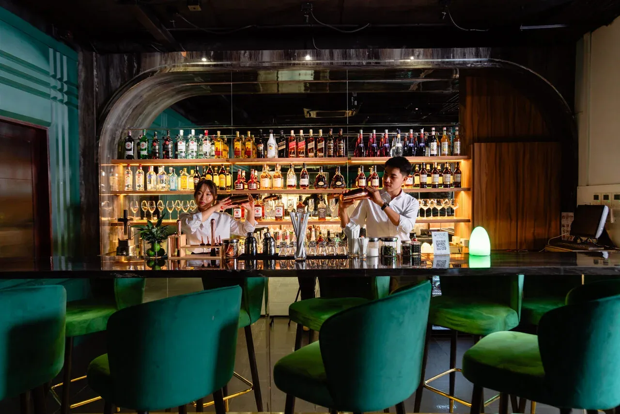 Restauración y bar