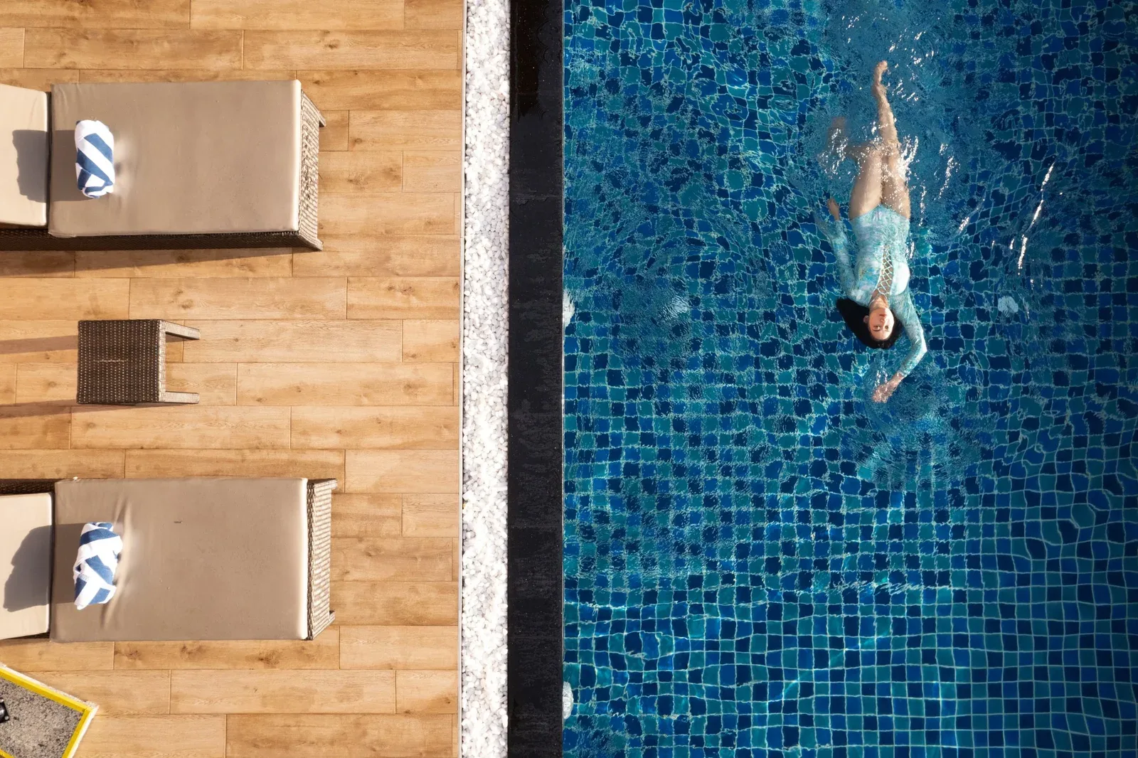 Piscina infinita en la azotea