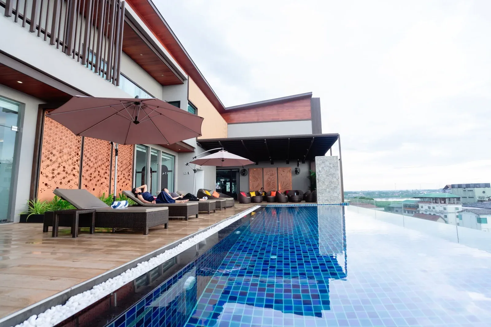 Mintra Hotel