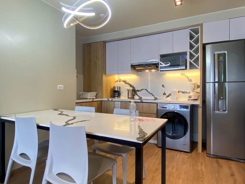 Modern 2BR w/ AC in Miraflores