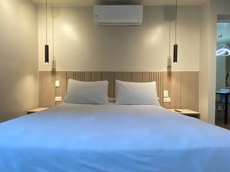 Modern 2BR w/ AC in Miraflores