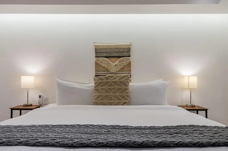 Refined Duplex in Plaza Catedral