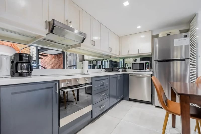 Refined Duplex in Plaza Catedral