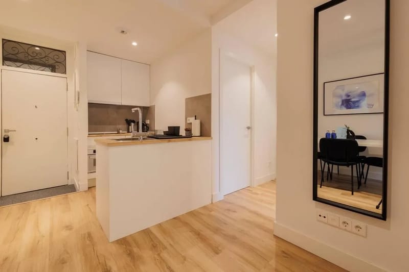 Modern 2BR at Palacio Real