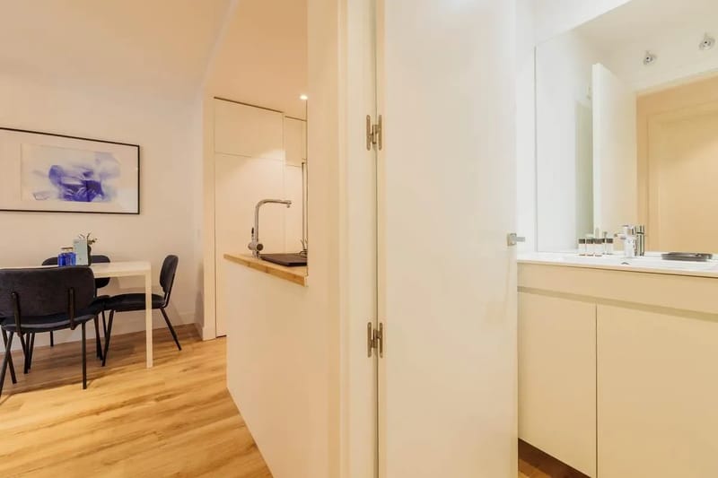 Modern 2BR at Palacio Real