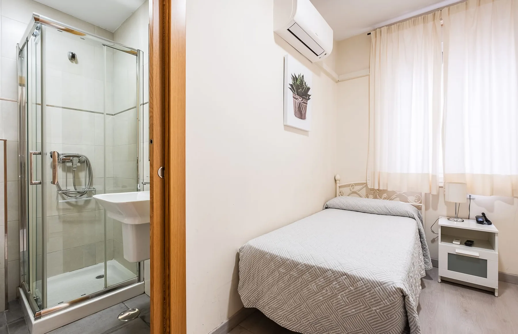 Hostal El Pilar property photo