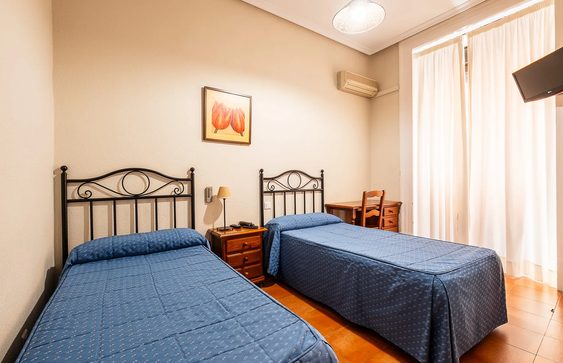 Hostal El Pilar property photo
