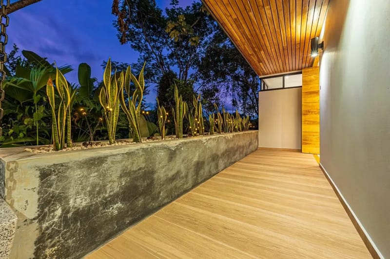 Stylish 3BR Villa w/ Stunning Terrace Views