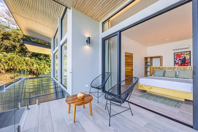 Stylish 3BR Villa w/ Stunning Terrace Views