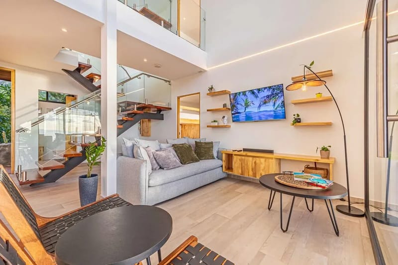 Stylish 3BR Villa w/ Stunning Terrace Views
