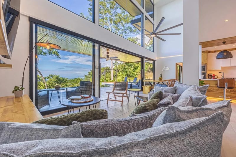Stylish 3BR Villa w/ Stunning Terrace Views