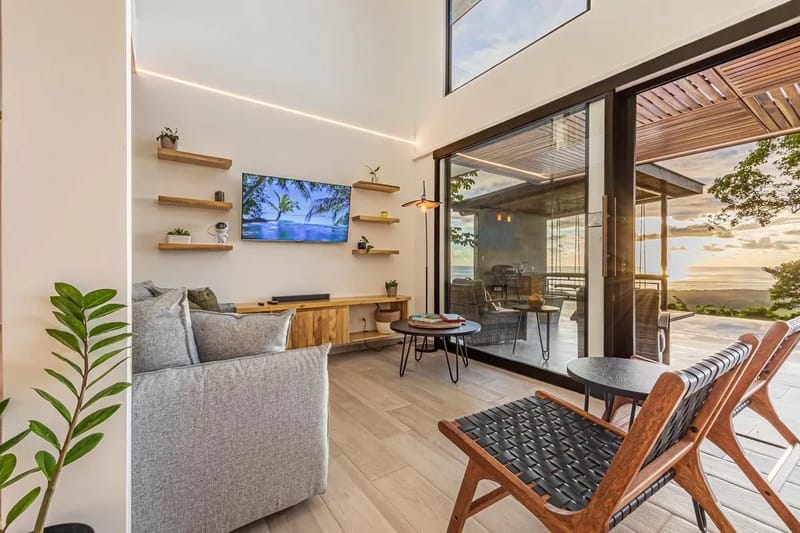 Stylish 3BR Villa w/ Stunning Terrace Views